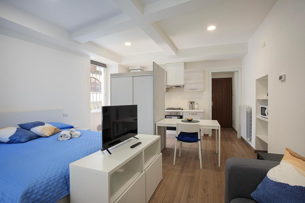 Rosita'S Apartment โกโม ภายนอก รูปภาพ